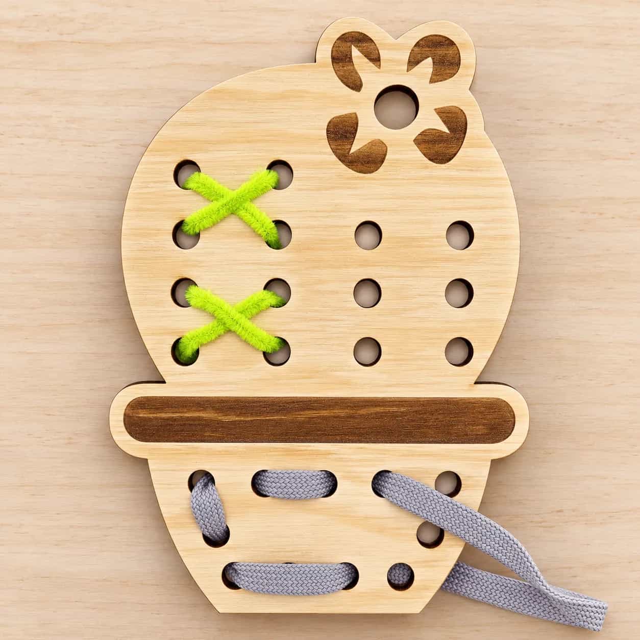 MaxiDots Fädelform aus Holz – Kaktus
