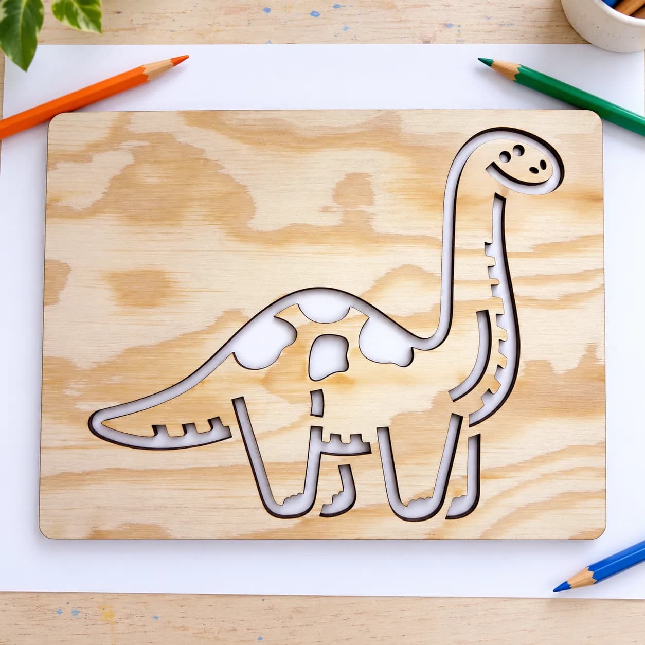 Šablona na kreslení Dinosauři – Diplodocus