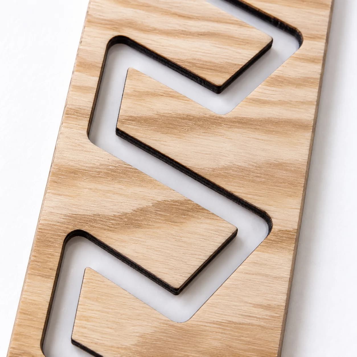 MIDI-Grafomotorik-Schablone – Gezackter Zickzack (ca. 20 cm)