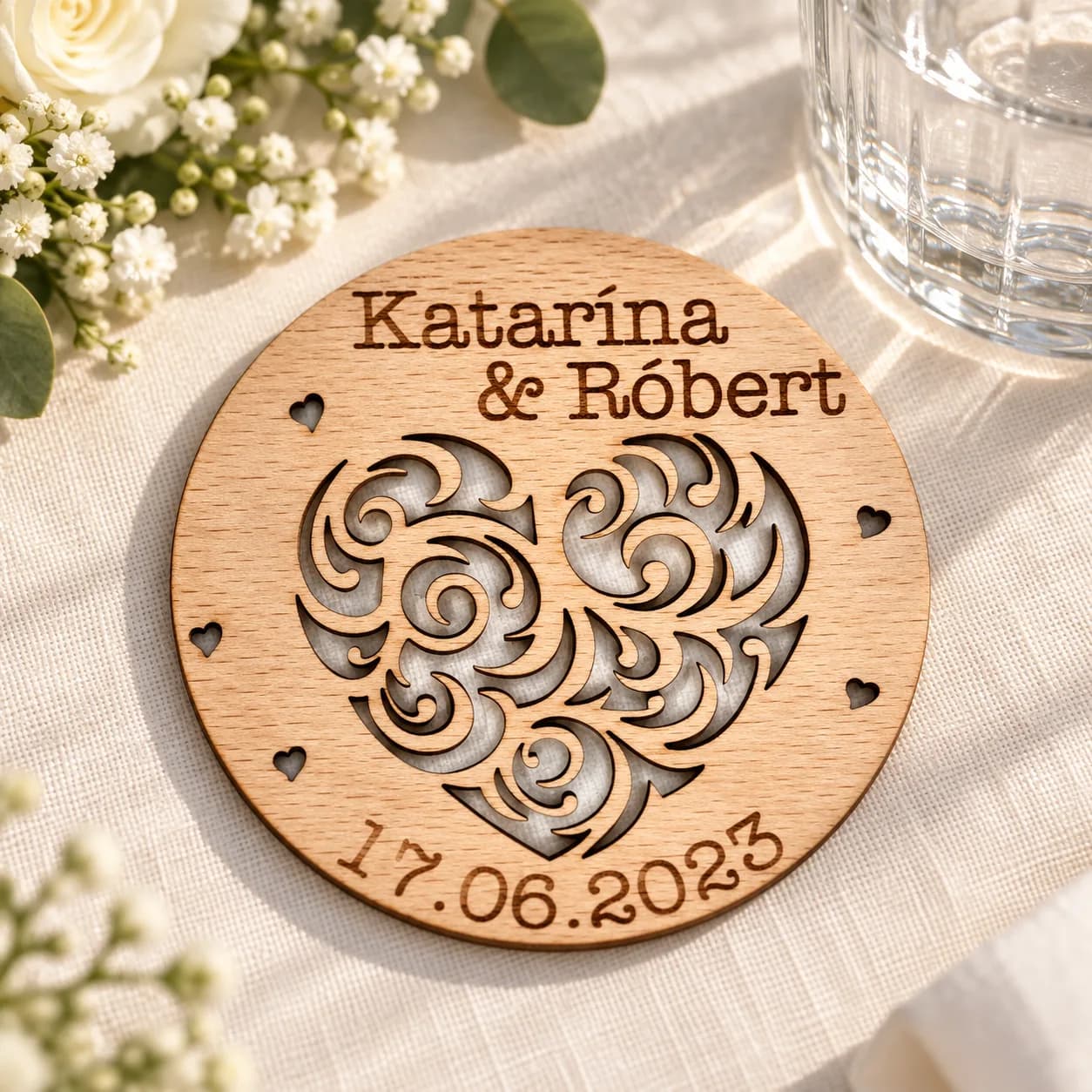 Sous-verres de mariage en bois avec prénom et date – modèle n° 10