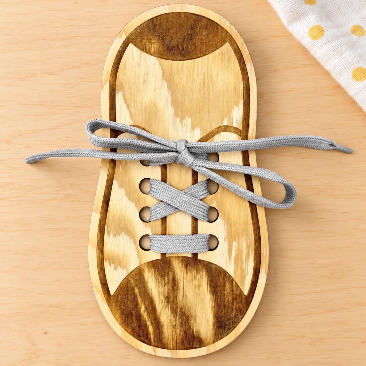 Forme à lacer en bois MaxiDots – Chaussure