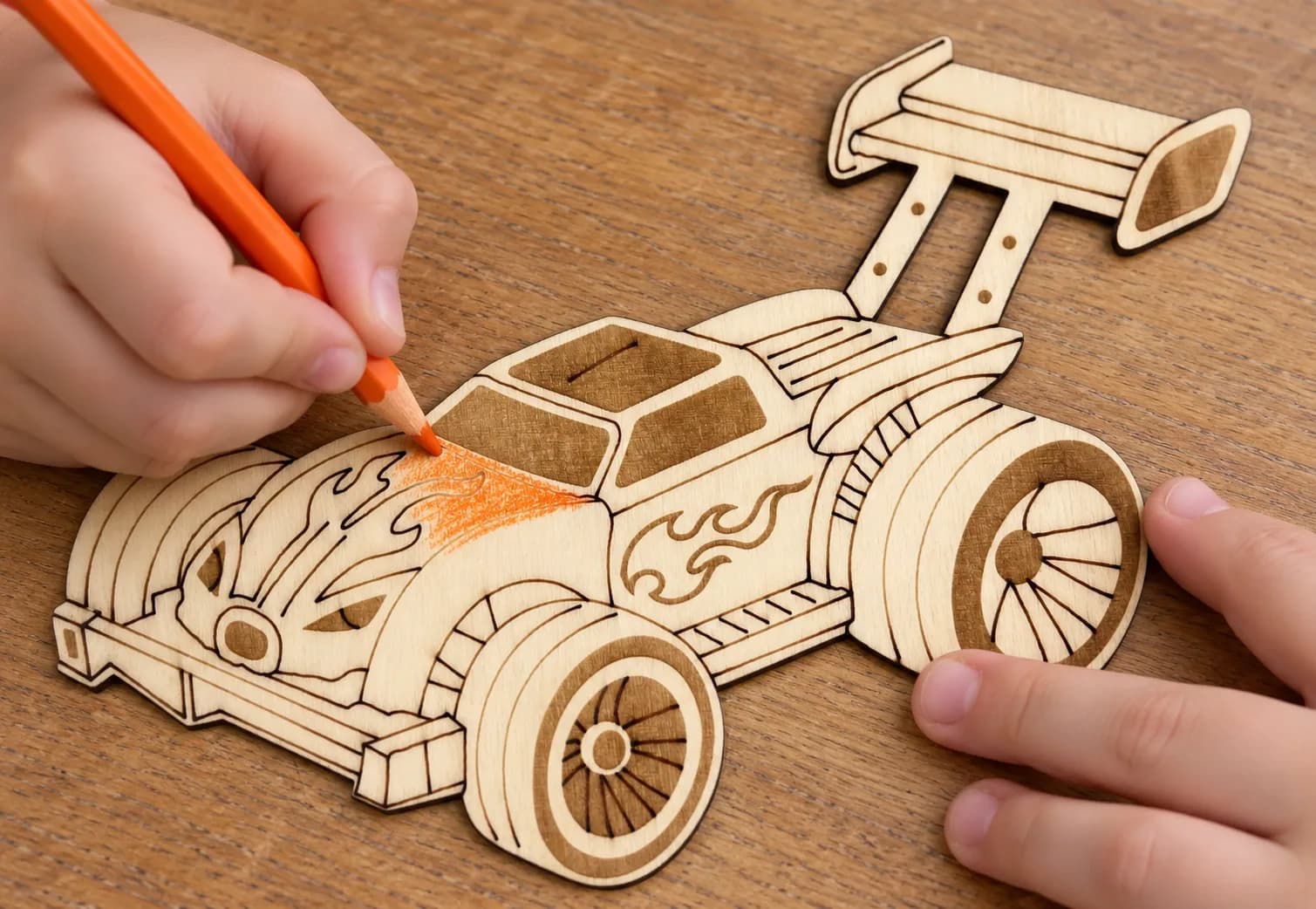 PaintMe – Planche à colorier en bois – Voitures – Turbo buggy